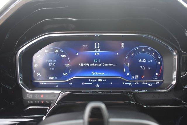 Used 2024 Chevrolet Silverado 1500 High Country image 26