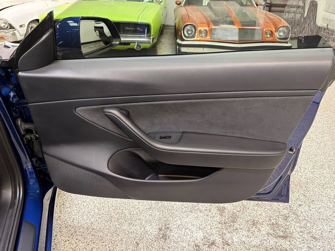 Used 2021 Tesla Model 3 Performance AWD/4WD image 34