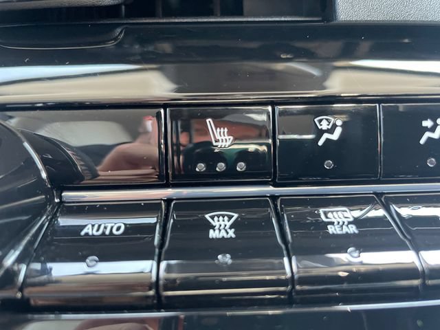 Certified 2025 Honda Prologue EX image 16