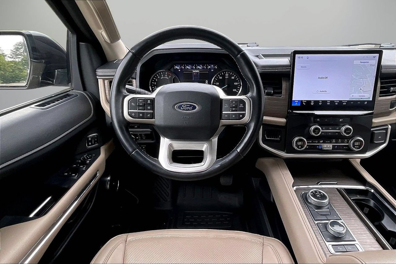 Used 2024 Ford Expedition Limited AWD/4WD image 11