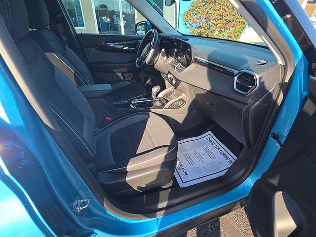 Used 2026 Chevrolet TrailBlazer LT w/ Convenience Package FWD image 11
