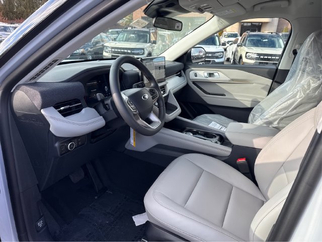 New 2026 Ford Explorer Active w/ Active Comfort Package AWD/4WD image 11