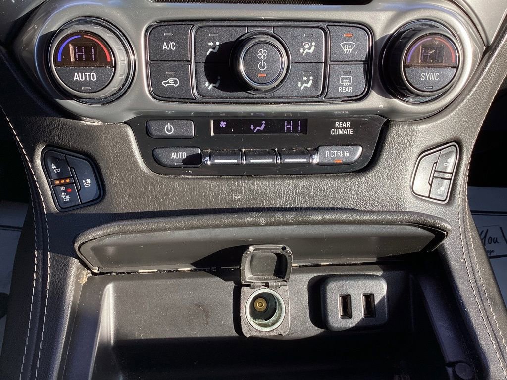 Used 2020 Chevrolet Suburban Premier image 29