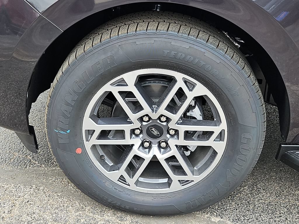 New 2026 Ford Expedition Active RWD image 17