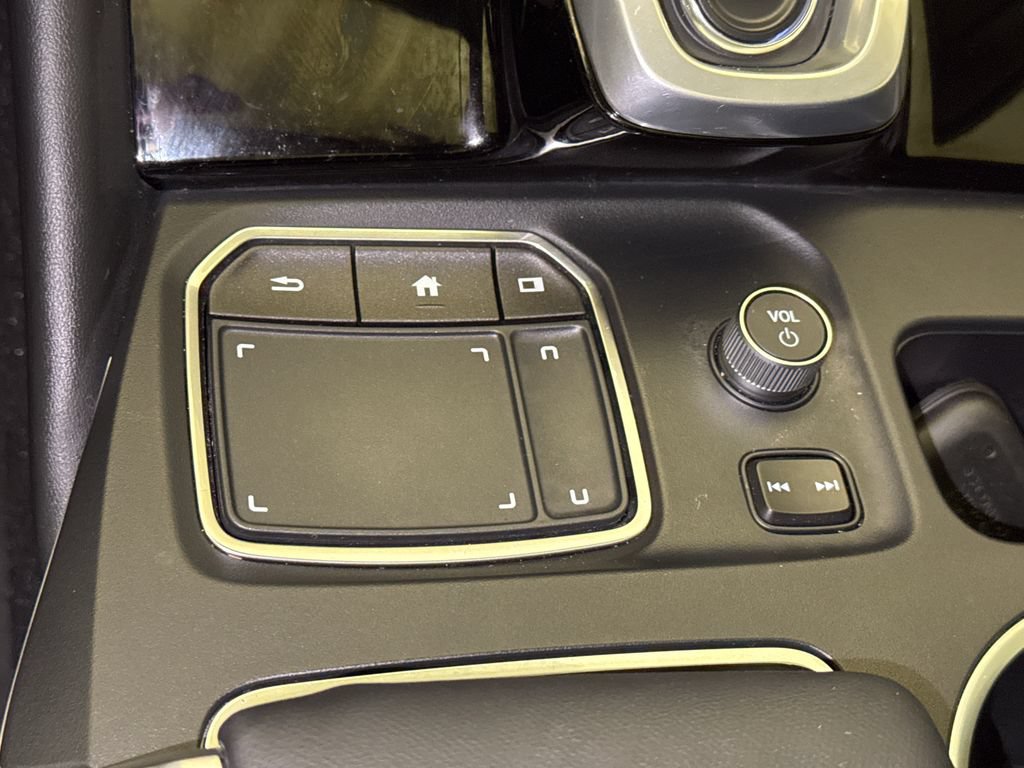 Used 2023 Acura MDX w/ Technology Package FWD image 32