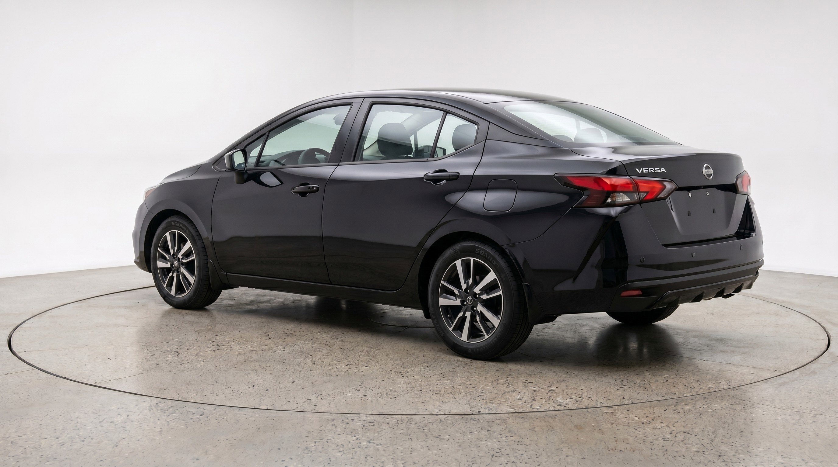 Used 2025 Nissan Versa SV w/ Trunk Package FWD image 6