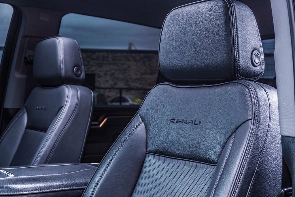 Used 2024 GMC Sierra 2500 Denali w/ Denali Reserve Package image 23