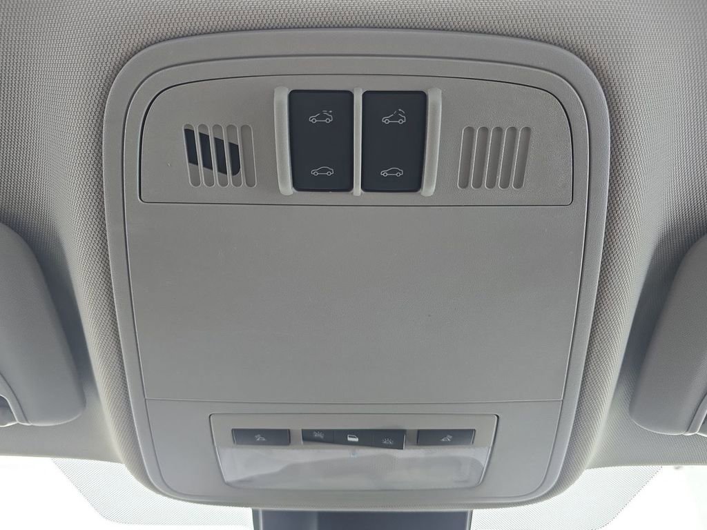 Certified 2017 Buick Regal Sport Touring image 36