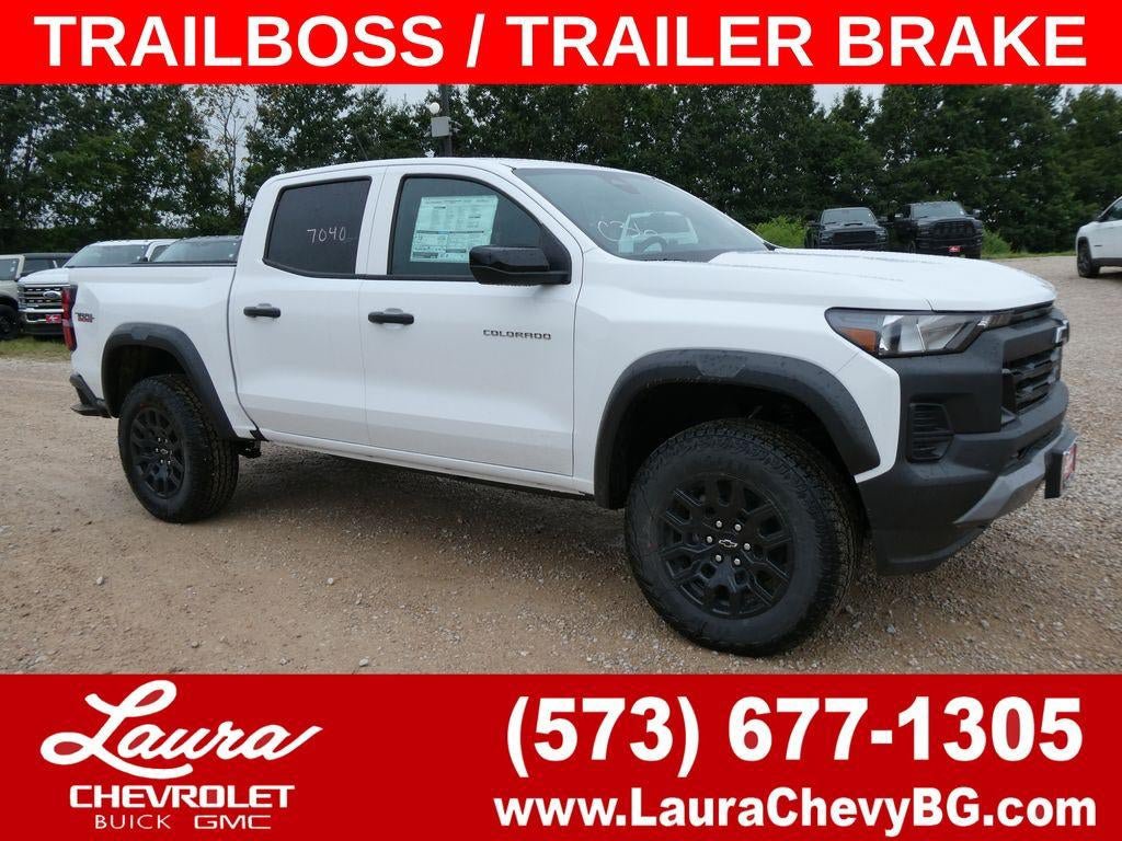 New 2026 Chevrolet Colorado Trail Boss AWD/4WD image 1