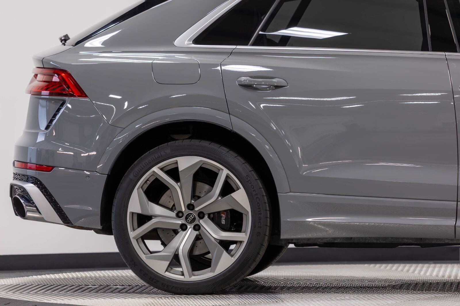 Used 2024 Audi RS Q8 w/ Executive Package AWD/4WD image 24