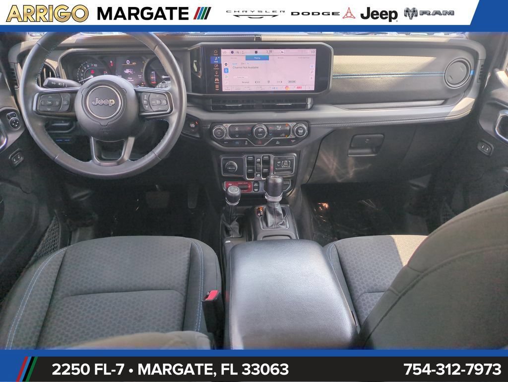 Used 2024 Jeep Wrangler Unlimited Rubicon 4xe AWD/4WD image 15