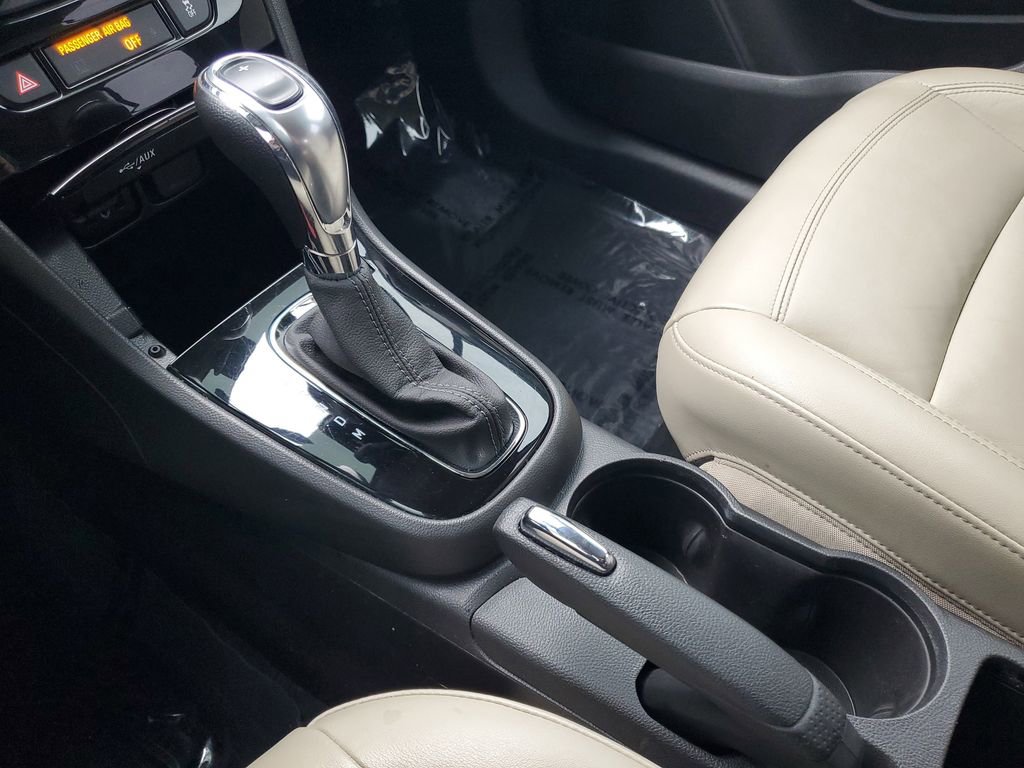 Used 2019 Buick Encore Essence w/ Safety Package II FWD image 19