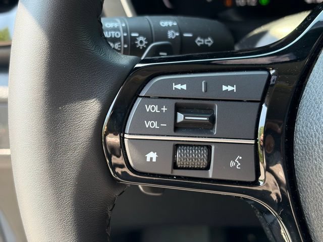 Certified 2025 Honda Pilot EX-L image 18