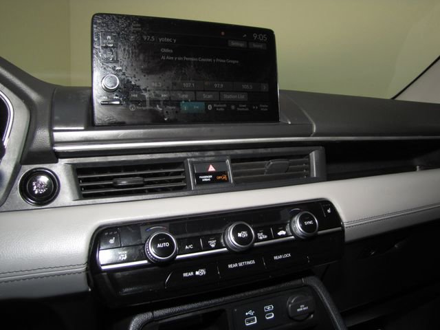 Certified 2024 Honda Pilot Touring image 7