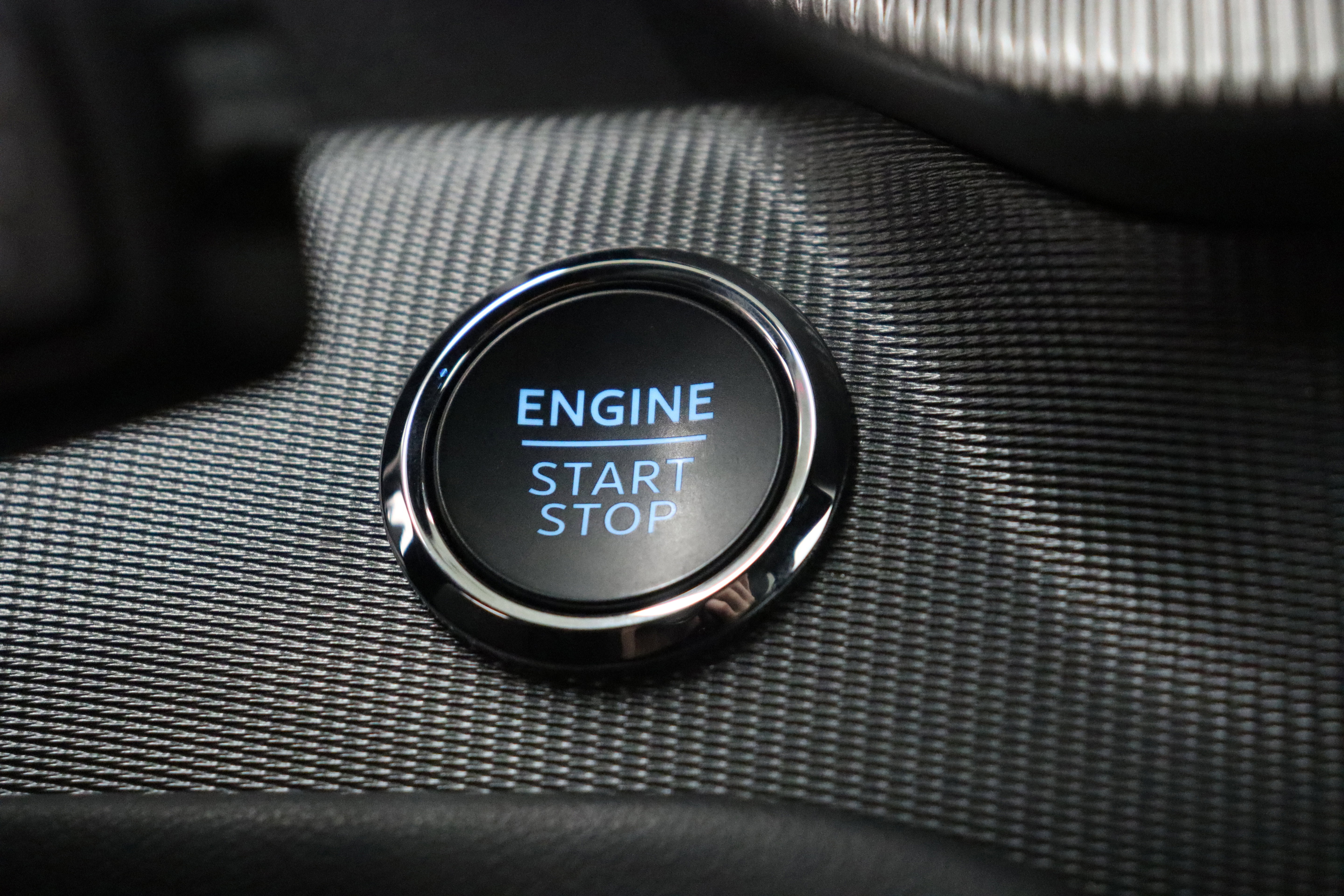 Used 2025 Ford Explorer ST-Line w/ ST-Line Street Pack image 23