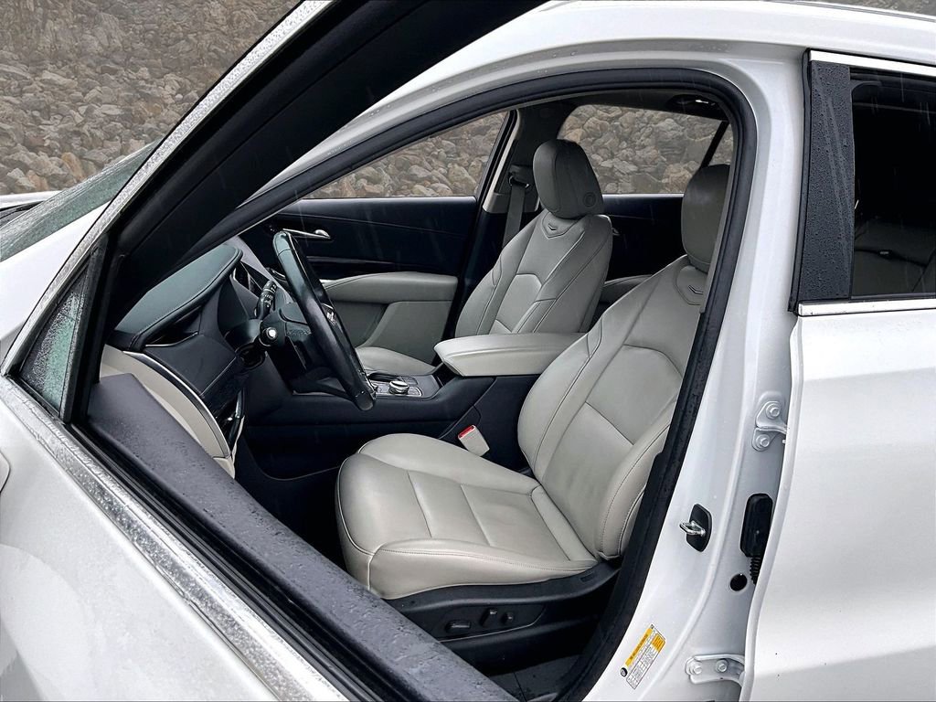 Used 2023 Cadillac XT4 Premium Luxury w/ Cold Weather Package image 23