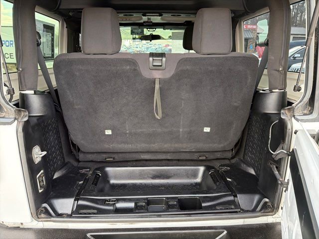 Used 2014 Jeep Wrangler Freedom Edition w/ Connectivity Group AWD/4WD image 19