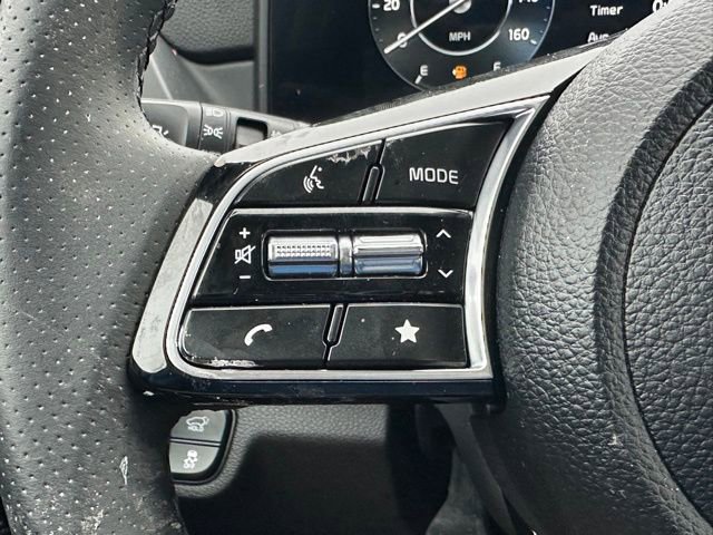 Used 2025 Kia Seltos SX image 17