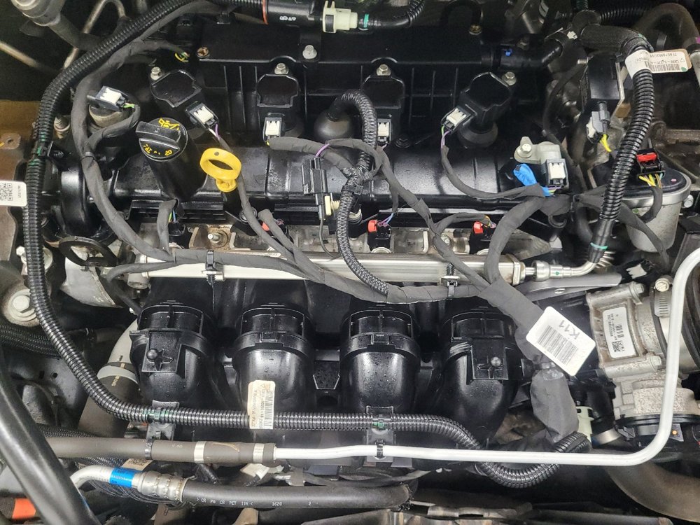 Used 2020 Ford Escape SE Sport FWD image 30