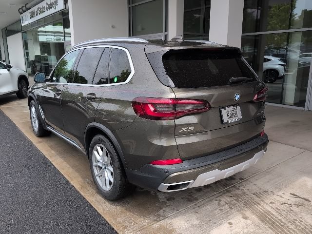Used 2021 BMW X5 xDrive40i w/ Executive Package 2 AWD/4WD image 9