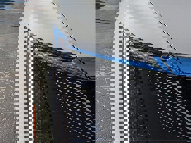 New 2025 Cadillac Escalade IQ Luxury 1 w/ Smart Trailering package image 9