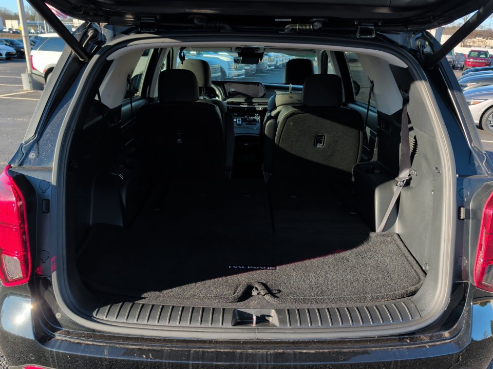 Certified 2023 Hyundai Palisade XRT w/ Cargo Package image 19