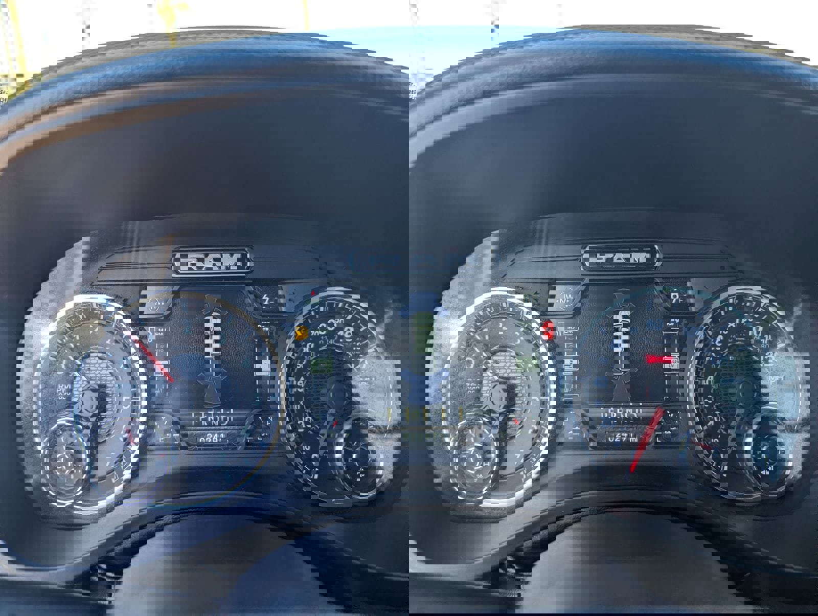 Used 2023 RAM 1500 Laramie image 29