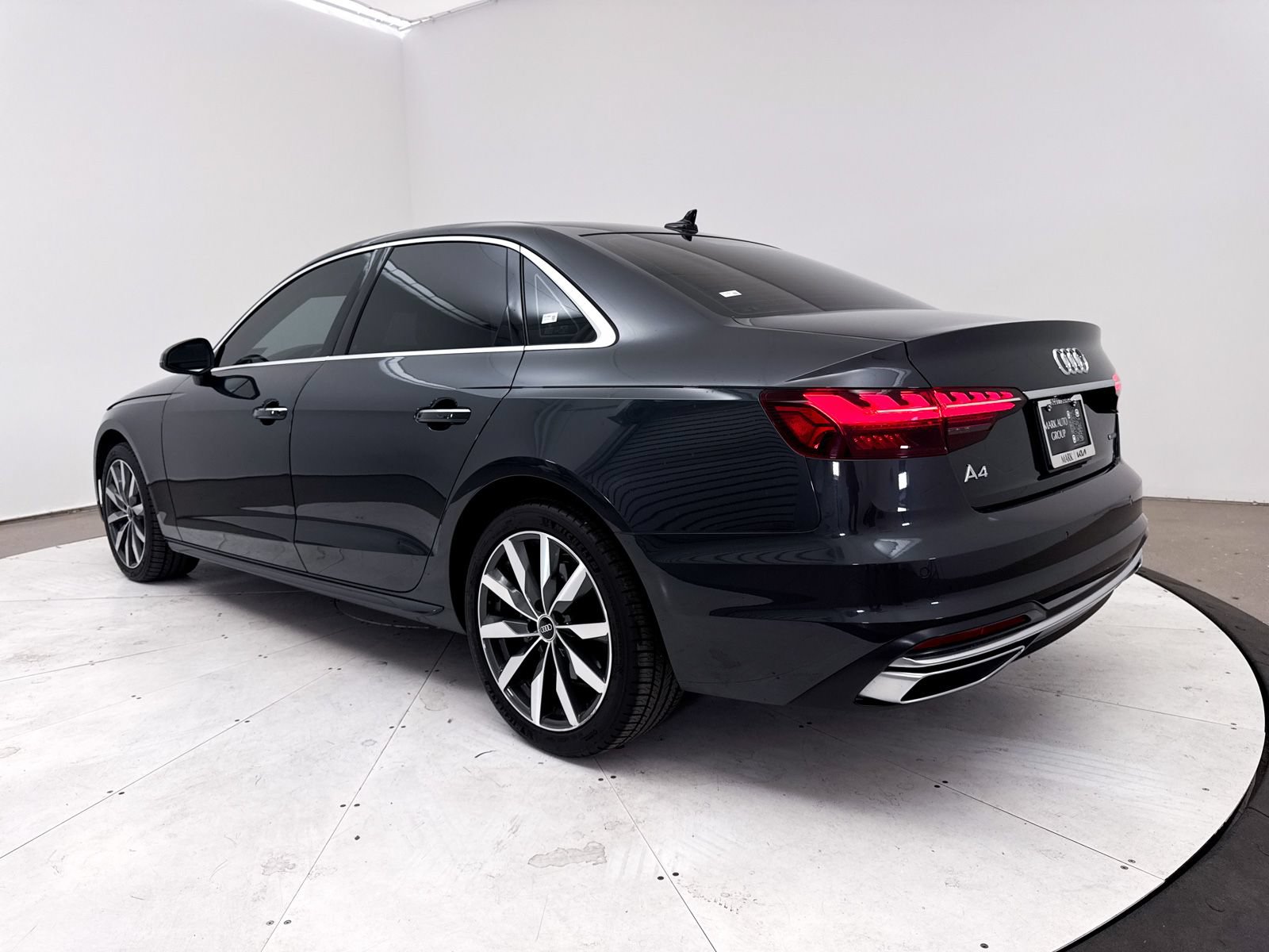 Used 2023 Audi A4 2.0T Premium w/ Convenience Package AWD/4WD image 15