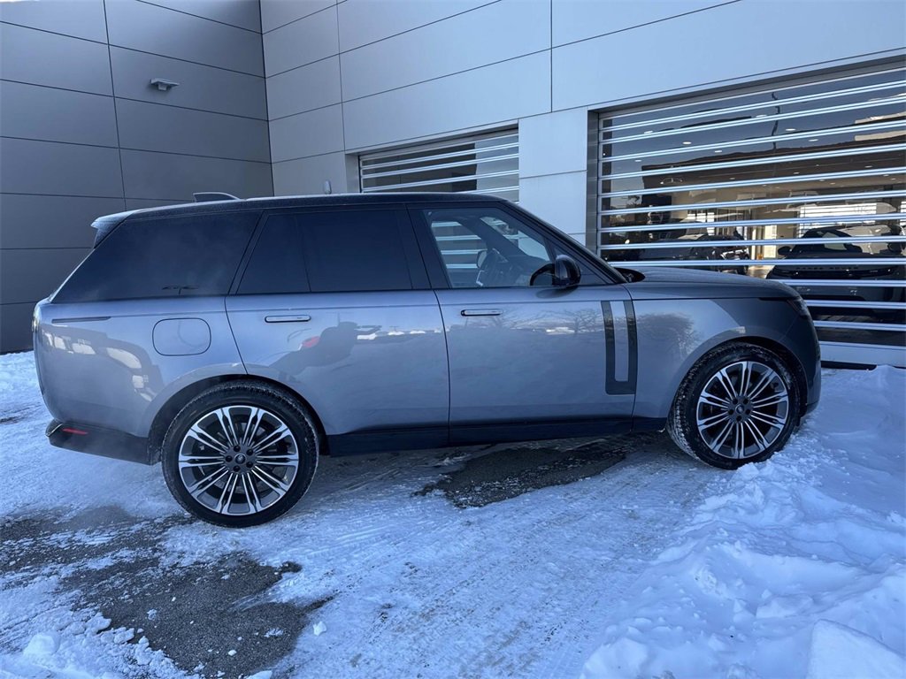 Used 2024 Land Rover Range Rover SE image 7
