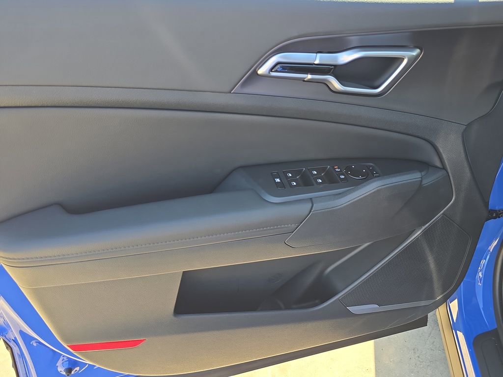 New 2026 Kia Sportage EX image 18