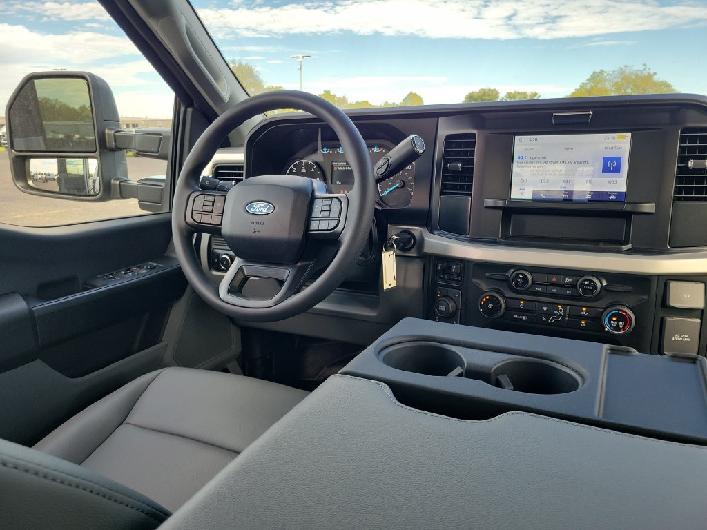 New 2027 Ford F350 XL w/ XL Chrome Package AWD/4WD image 17