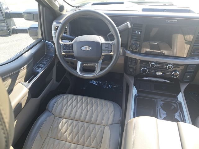 Certified 2025 Ford F450 Platinum w/ Platinum Plus Package image 10