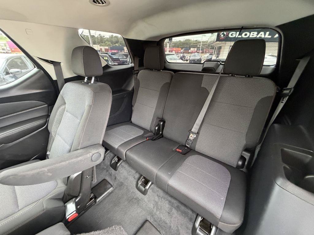 Used 2020 Chevrolet Traverse LT w/ Driver Confidence II Package AWD/4WD image 12