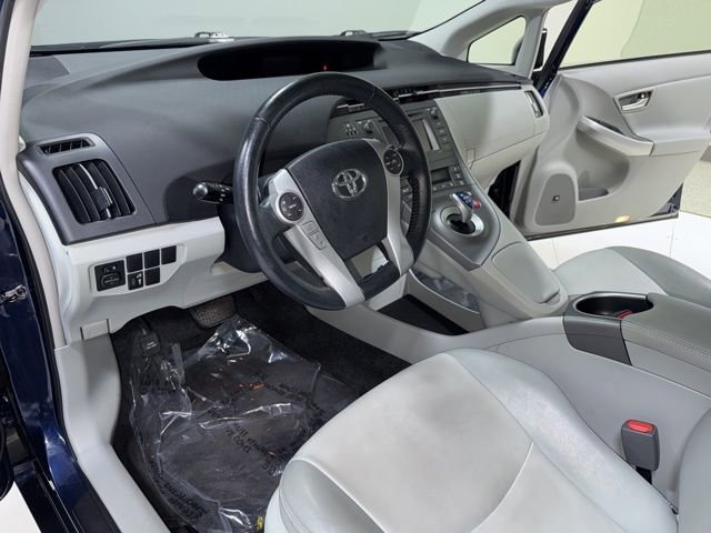 Used 2014 Toyota Prius Four FWD image 11