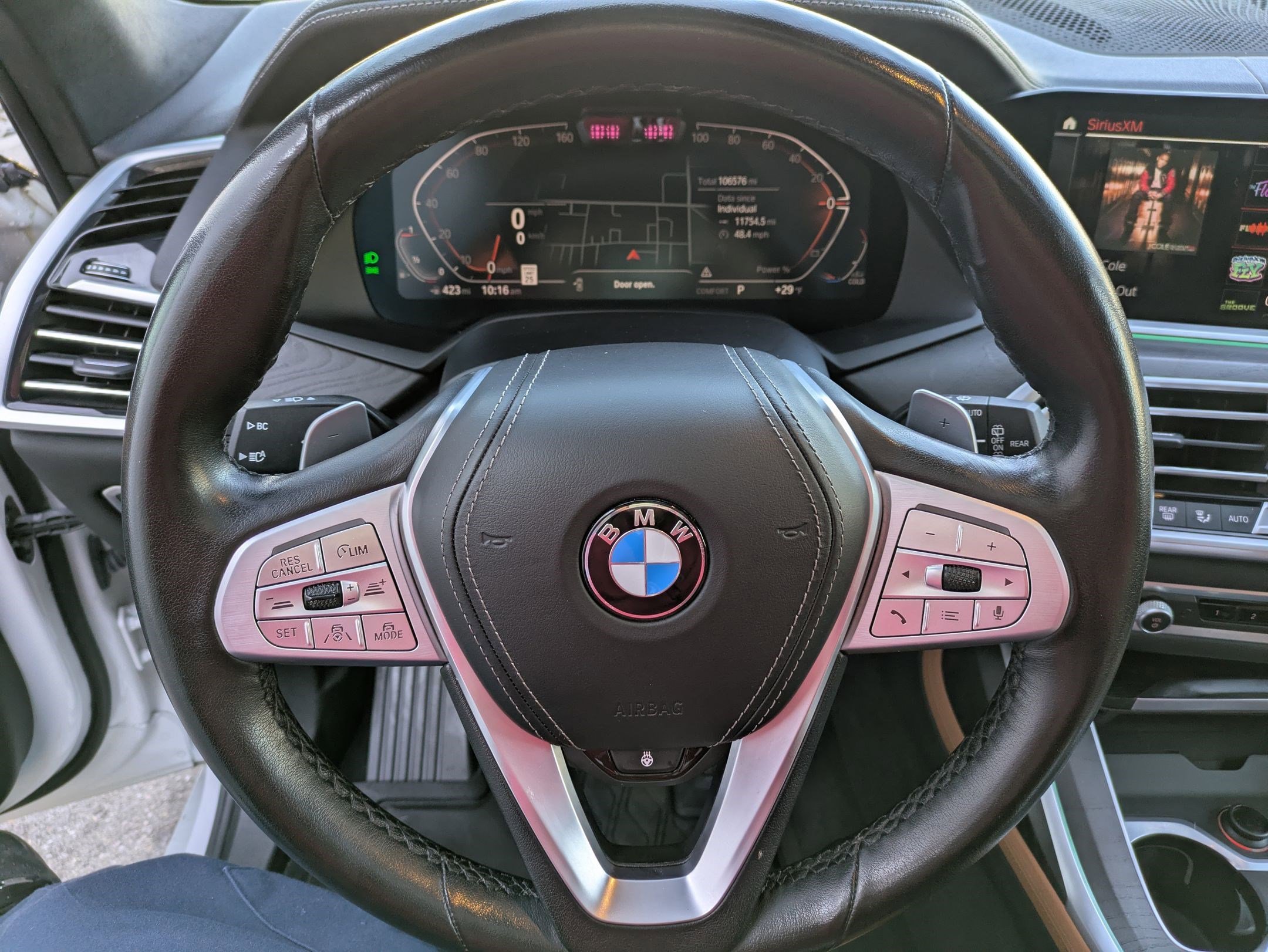 Used 2021 BMW X7 xDrive40i w/ Executive Package image 16