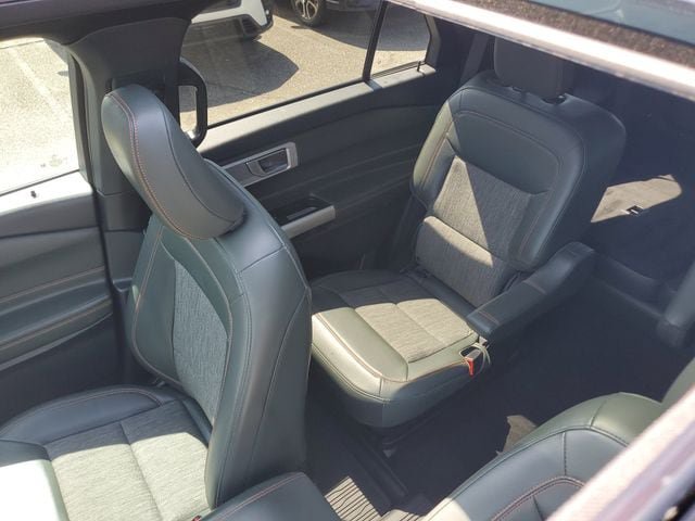 Used 2023 Ford Explorer Timberline w/ Timberline Technology Package AWD/4WD image 37