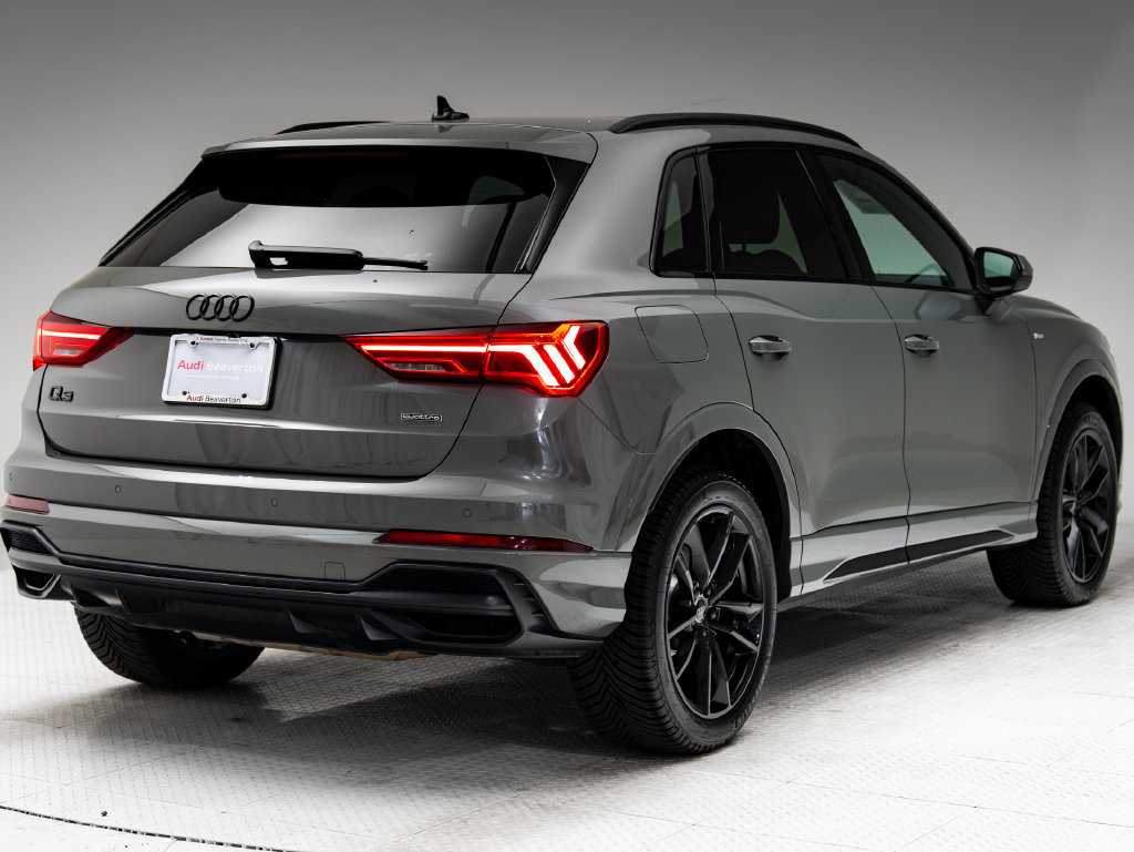 Used 2022 Audi Q3 2.0T Premium Plus w/ Premium Plus Package AWD/4WD image 28