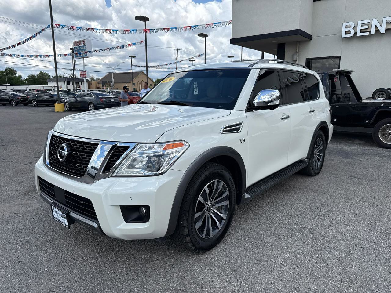 Used 2020 Nissan Armada SL w/ Premium Package RWD image 2