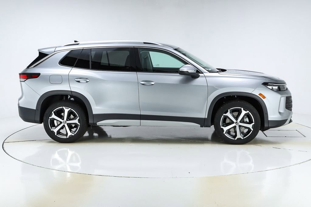 New 2026 Volkswagen Tiguan SE image 10