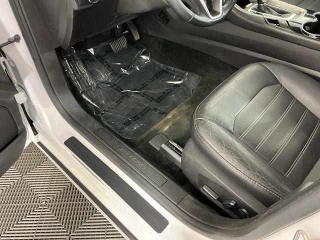 Used 2016 Ford Fusion SE w/ Equipment Group 502A FWD image 15