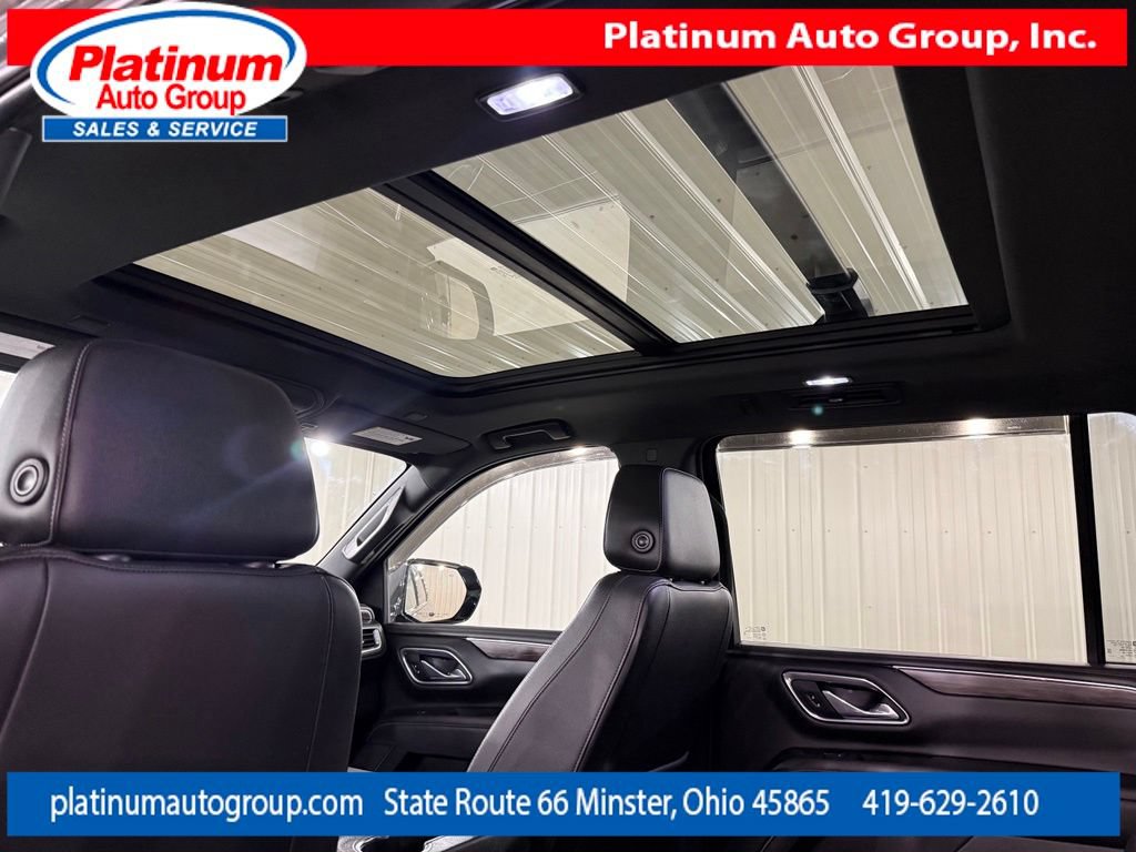 Used 2021 Chevrolet Suburban Z71 w/ Z71 Signature Package AWD/4WD image 30