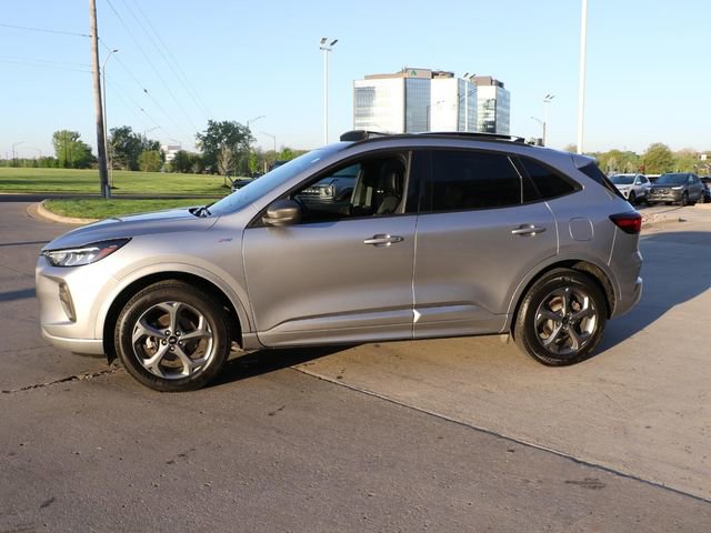 Used 2024 Ford Escape ST-Line w/ Tech Pack #1 image 3