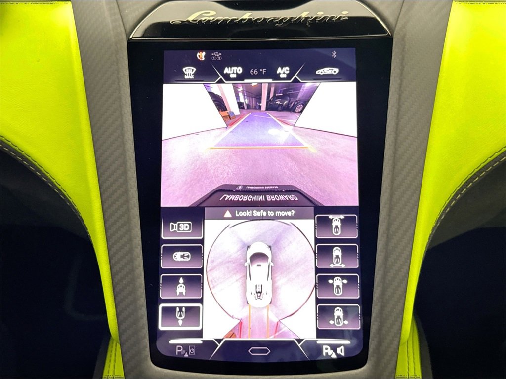 Used 2024 Lamborghini Revuelto image 13