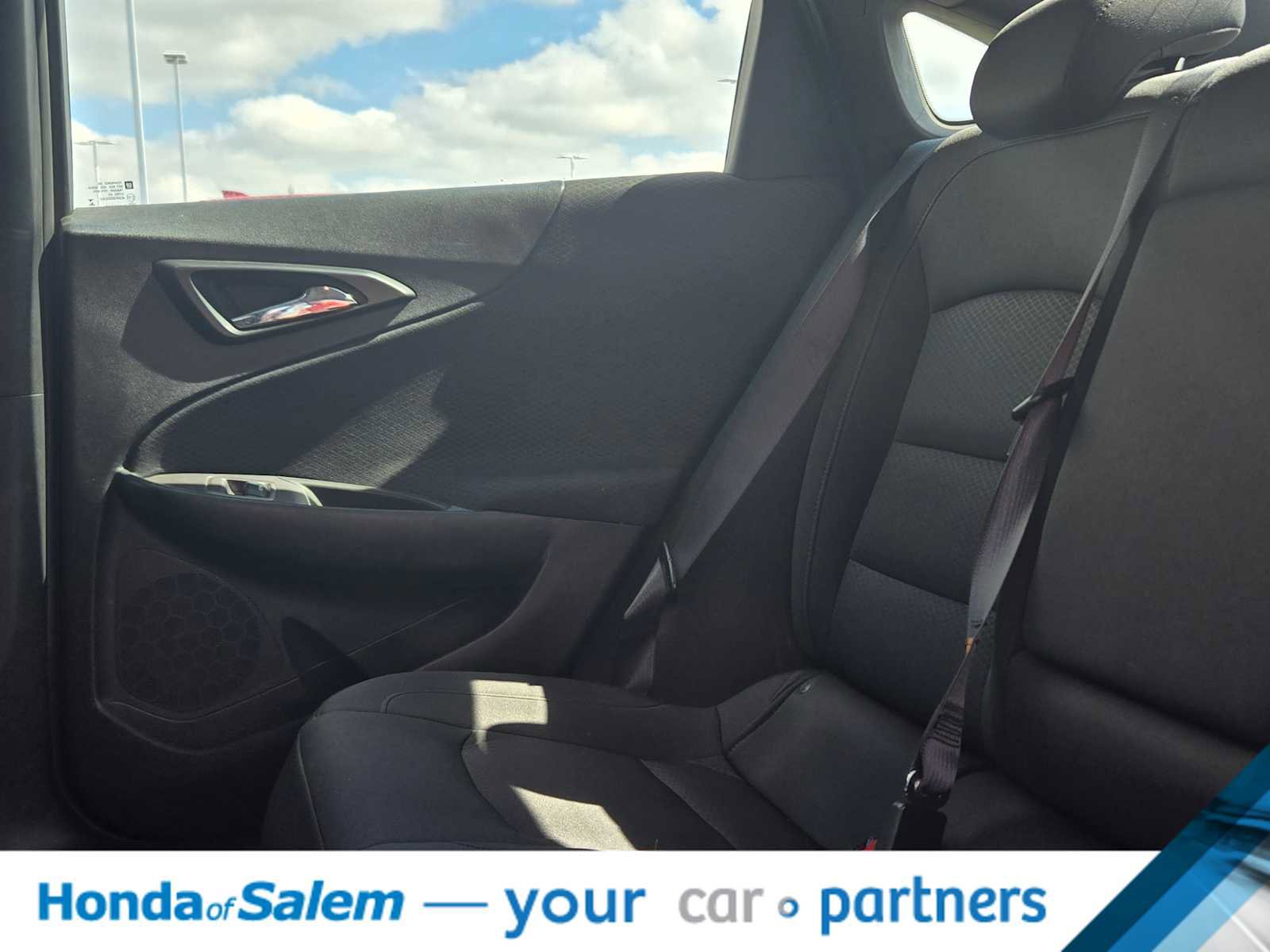Used 2020 Chevrolet Malibu LT FWD image 13