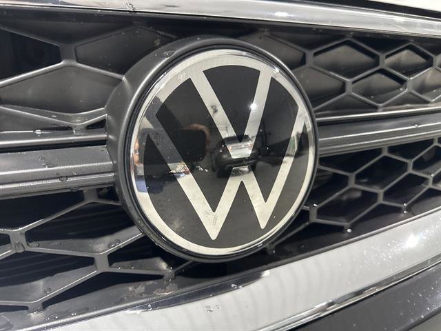 Certified 2022 Volkswagen Taos SE image 10