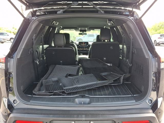 Used 2024 Nissan Pathfinder Rock Creek AWD/4WD image 29