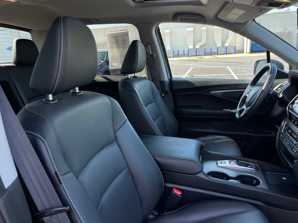Certified 2025 Honda Ridgeline RTL image 31