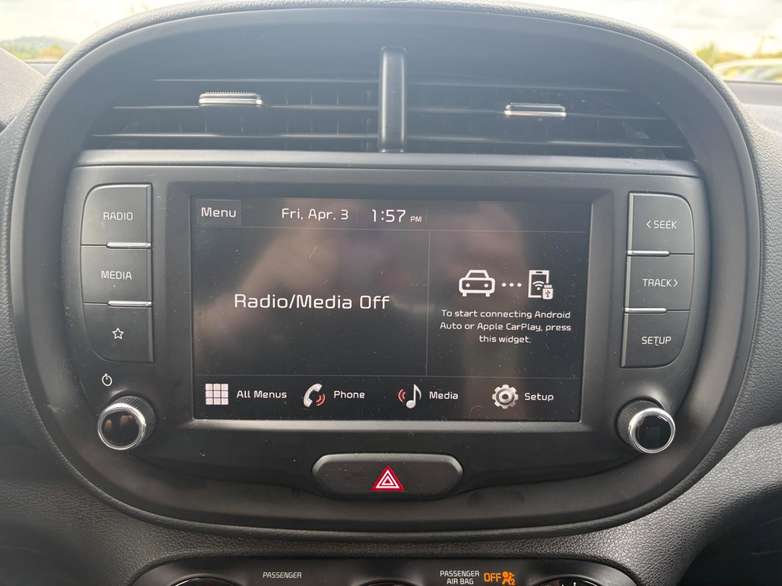 Used 2025 Kia Soul LX image 24