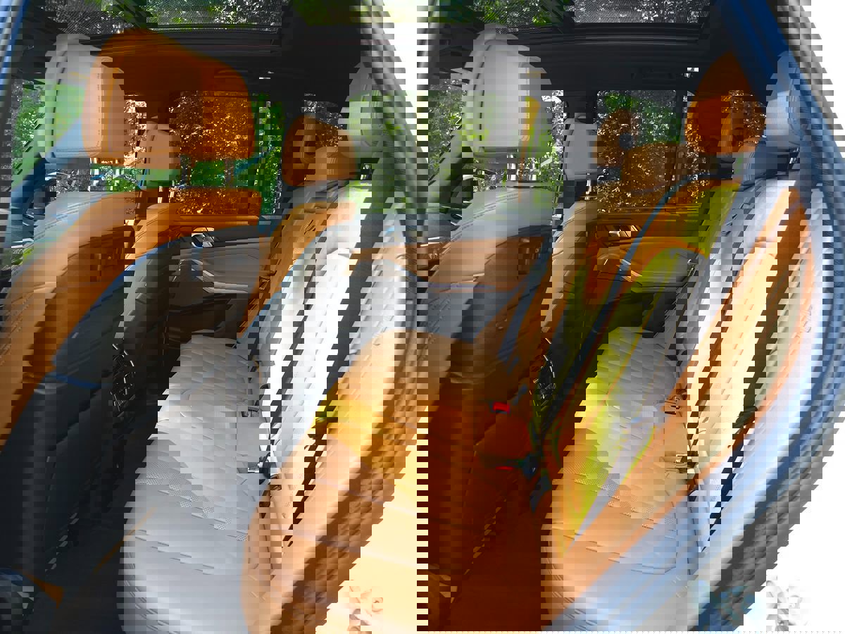 Used 2021 BMW X5 sDrive40i w/ M Sport Package image 16