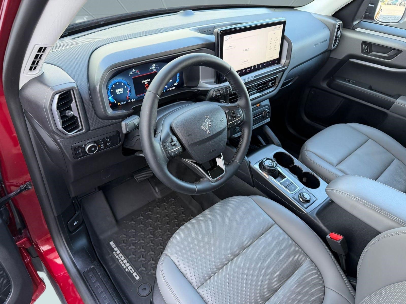 Used 2025 Ford Bronco Sport Badlands AWD/4WD image 4